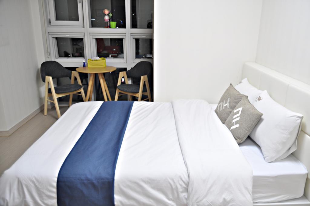 Guesthouse Myeongdong Сеул Екстер'єр фото