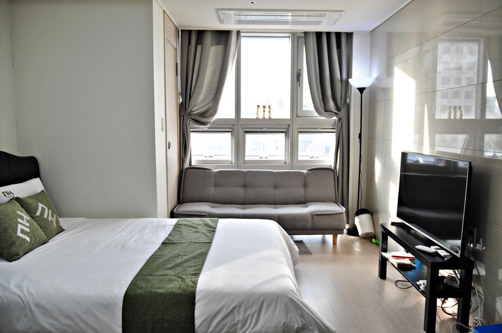 Guesthouse Myeongdong Сеул Екстер'єр фото