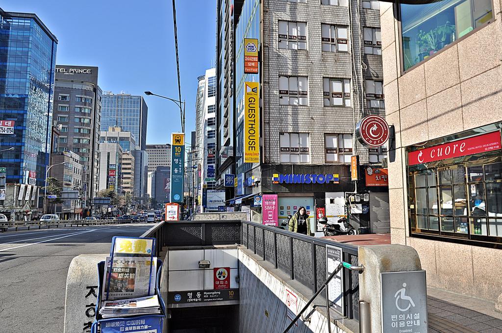 Guesthouse Myeongdong Сеул Екстер'єр фото